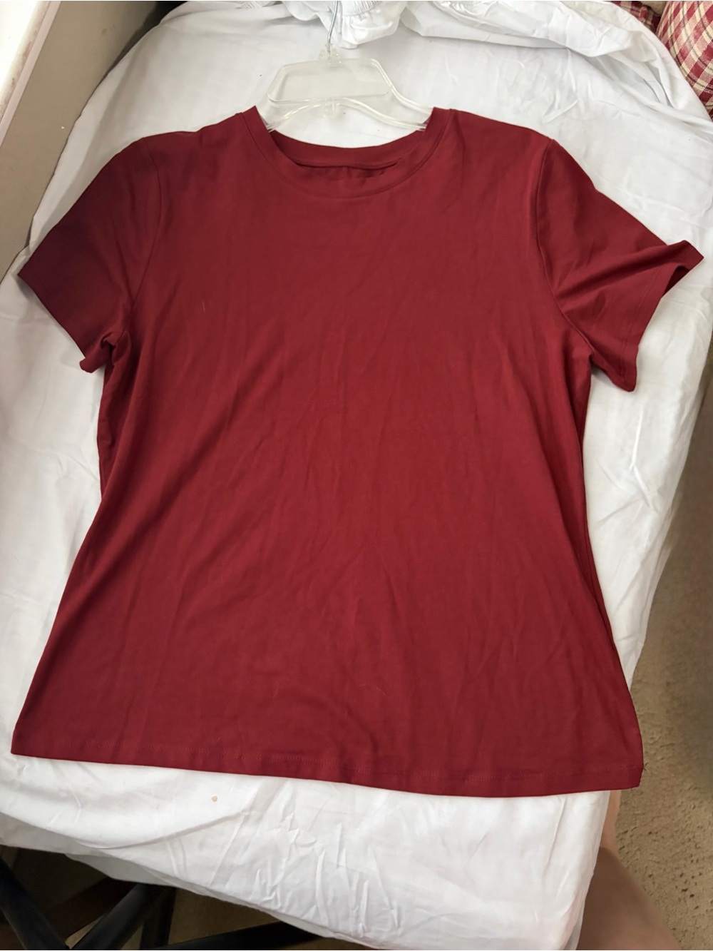 🛍️ 4 for 20🛍️ Bundle and save!🛍️
Women's A New Day T-Shirt in maroon